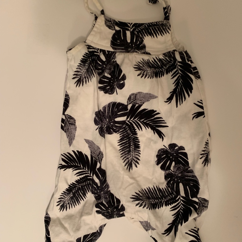 Old Navy Romper 0-3 Mo
